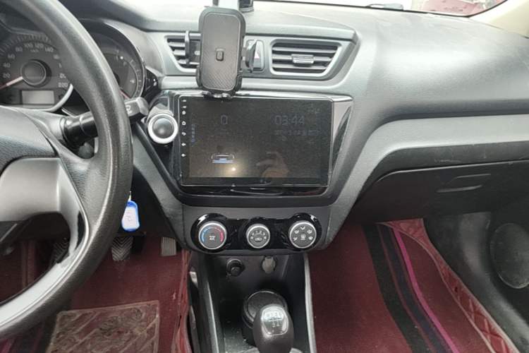 Used Kia K2 2015 Sedan 1.4L MT GLS Audio And AC Panel