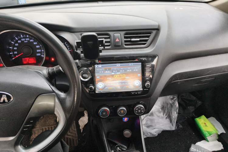 Used Kia K2 2015 Sedan 1.4L MT GLS Audio And AC Panel