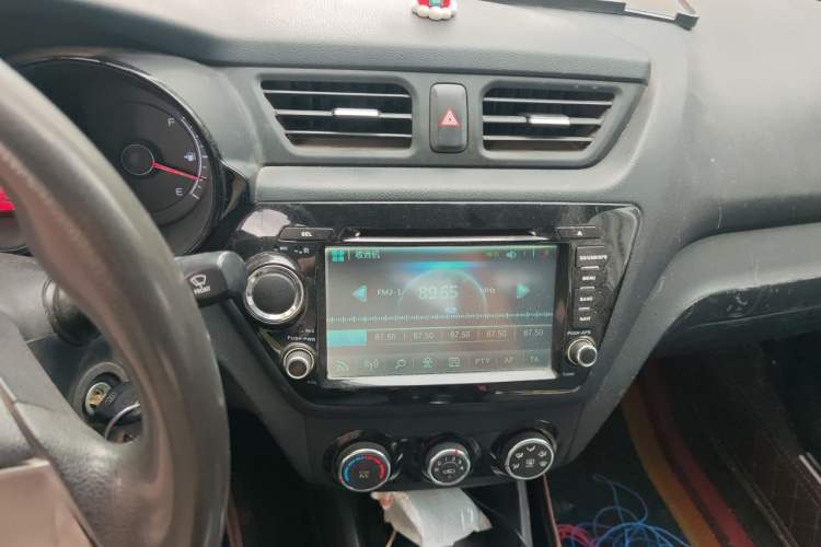 Used Kia K2 2015 Sedan 1.4L MT GLS Audio And AC Panel