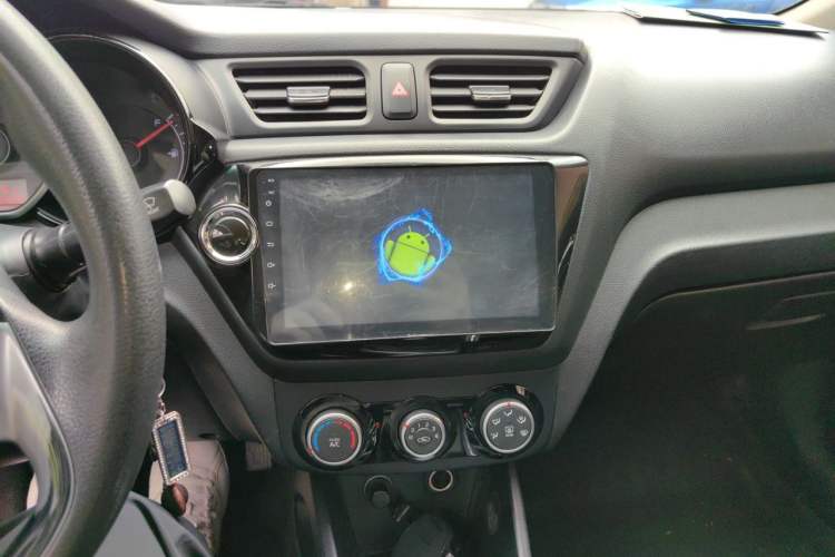 Used Kia K2 2015 Sedan 1.4L MT GLS Audio And AC Panel