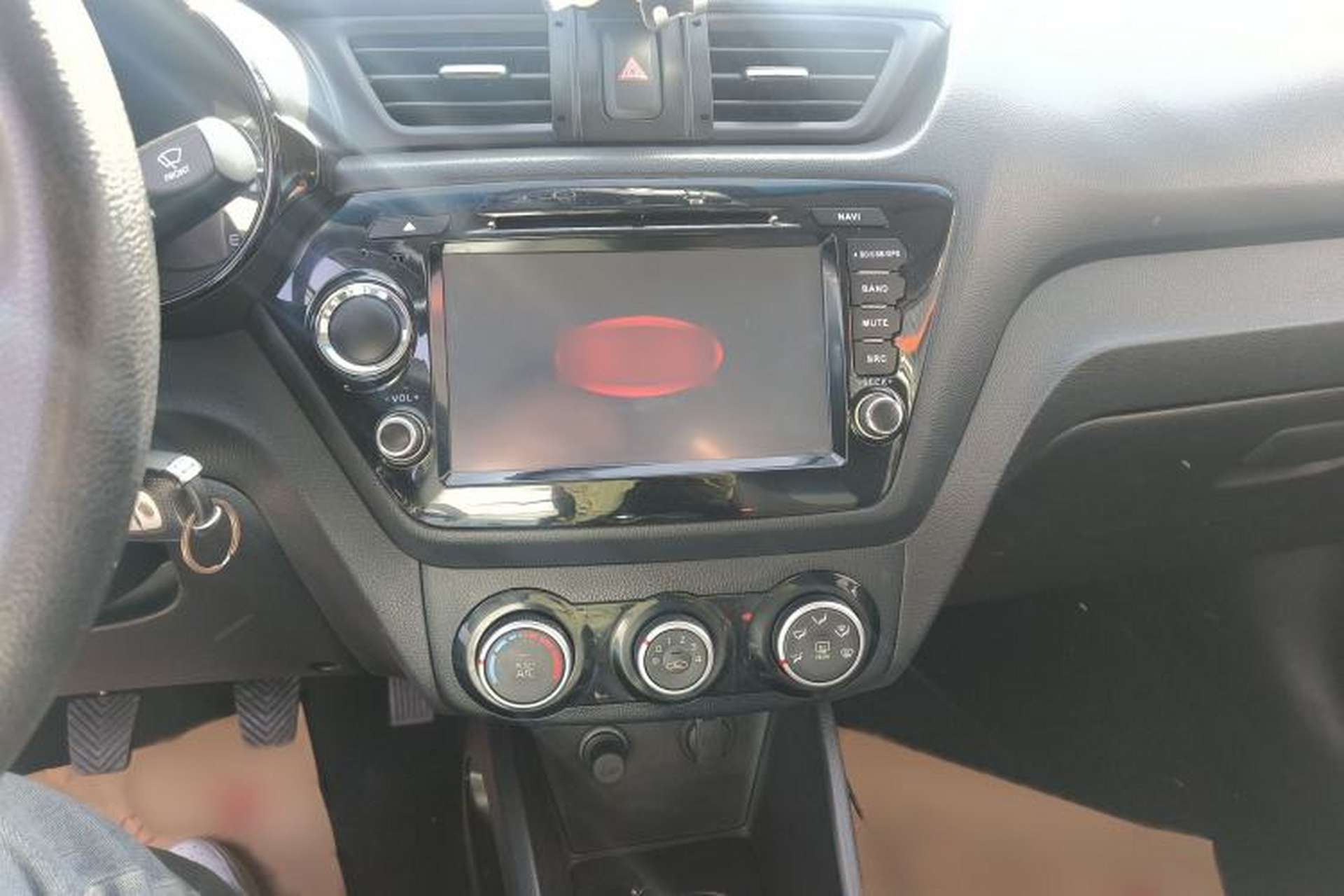 Used Kia K2 2015 Sedan 1.4L MT GLS Audio And AC Panel