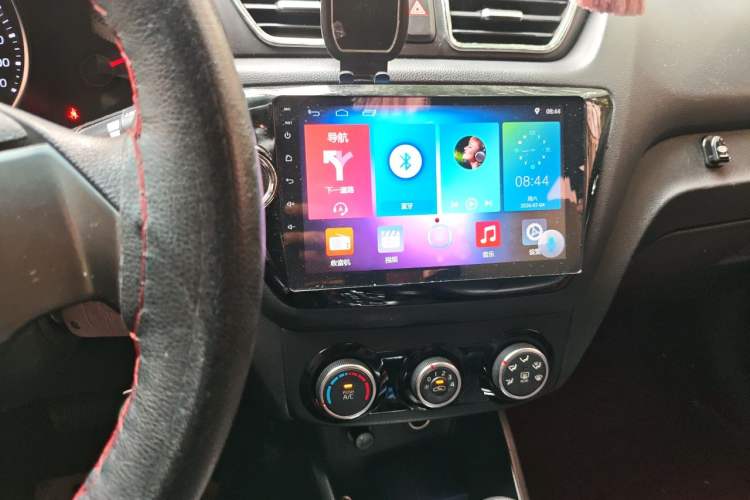 Used Kia K2 2015 Sedan 1.4L Automatic GLS Audio And AC Panel