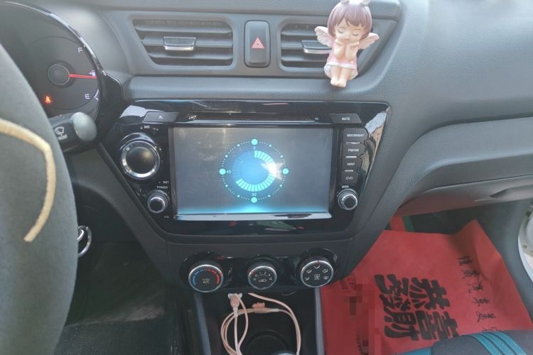 Used Kia K2 2015 Sedan 1.4L Automatic GLS Audio And AC Panel
