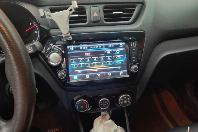 Used Kia K2 2015 Sedan 1.4L MT GLS Audio And AC Panel