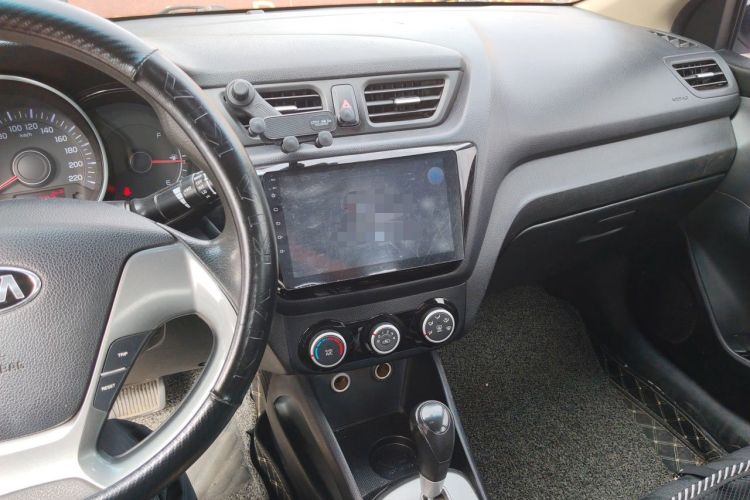 Used Kia K2 2015 Sedan 1.4L Automatic GLS Audio And AC Panel