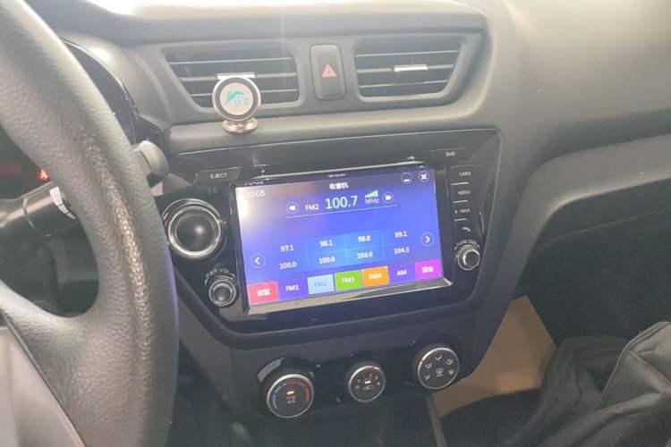Used Kia K2 2015 Sedan 1.4L Automatic GLS Audio And AC Panel