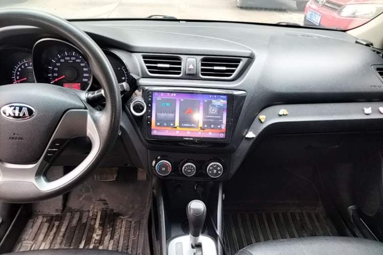 Used Kia K2 2015 Sedan 1.4L Automatic GLS Audio And AC Panel