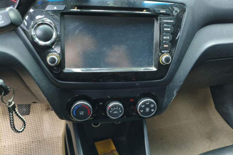 Used Kia K2 2015 Sedan 1.4L MT GLS Audio And AC Panel