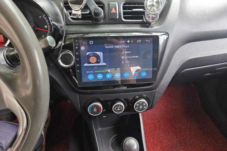 Used Kia K2  Audio And AC Panel