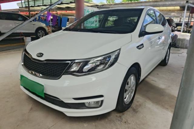 Ojetý Kia K2 2015 Hatchback 1.4L AT GLS Cool Edition