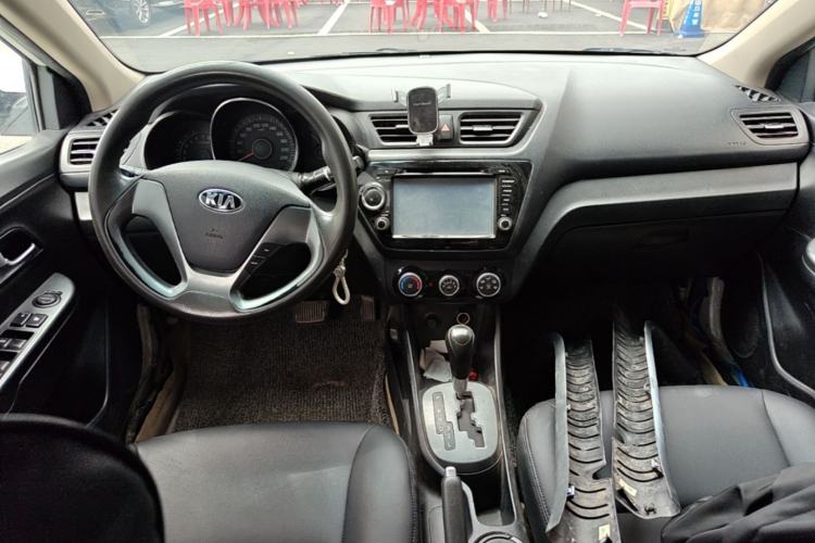 Used Kia K2 2015 Sedan 1.4L Automatic GLS Center Console