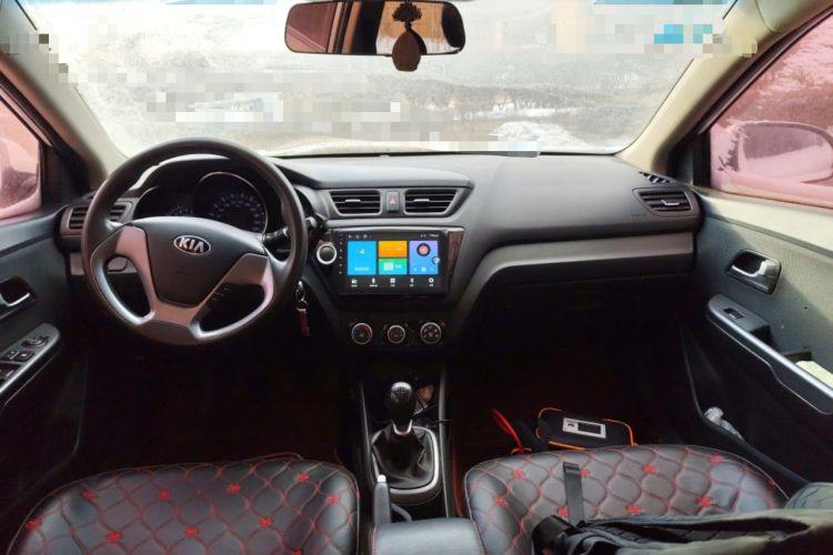 Used Kia K2 2015 Sedan 1.4L MT GLS Center Console