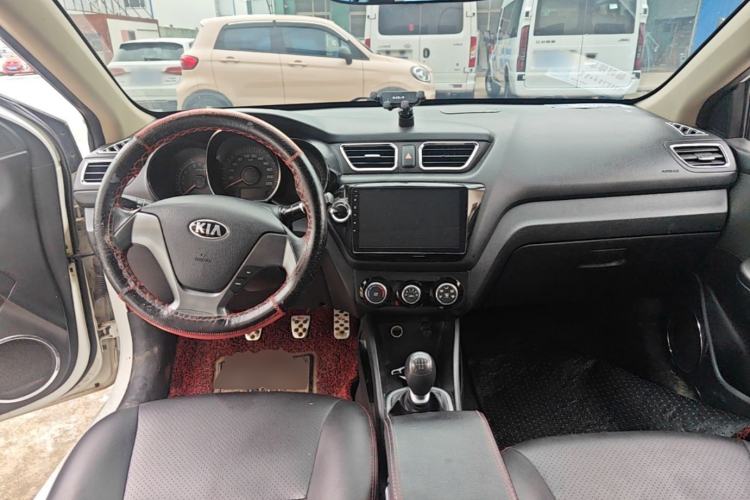 Used Kia K2 2015 Sedan 1.4L MT TOP Center Console
