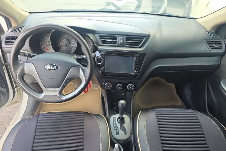 Used Kia K2 2015 Sedan 1.4L Automatic GLS Center Console