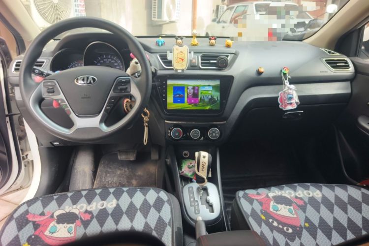 Used Kia K2 2015 Sedan 1.4L Automatic GLS Center Console