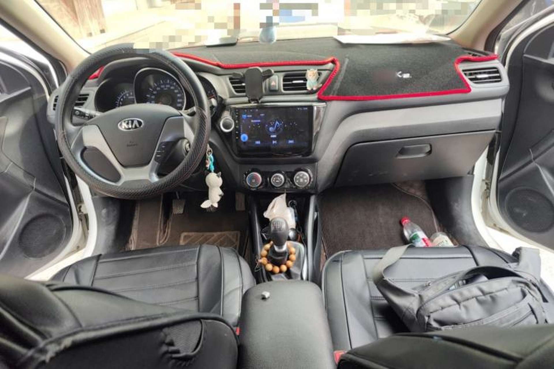 Used Kia K2 2015 Sedan 1.4L MT GLS Center Console