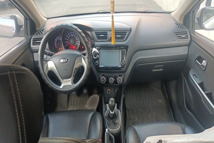 Used Kia K2 2015 Sedan 1.4L MT GLS Center Console