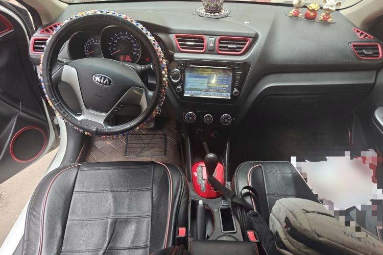 Used Kia K2 2015 Sedan 1.4L Automatic GLS Center Console