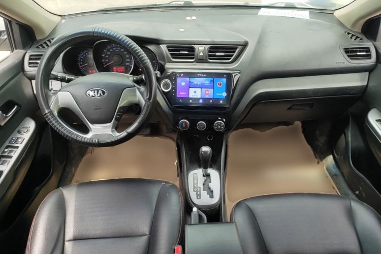 Used Kia K2 2015 Sedan 1.4L Automatic GLS Center Console