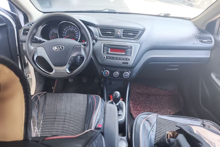 Used Kia K2 2015 Sedan 1.4L MT TOP Center Console