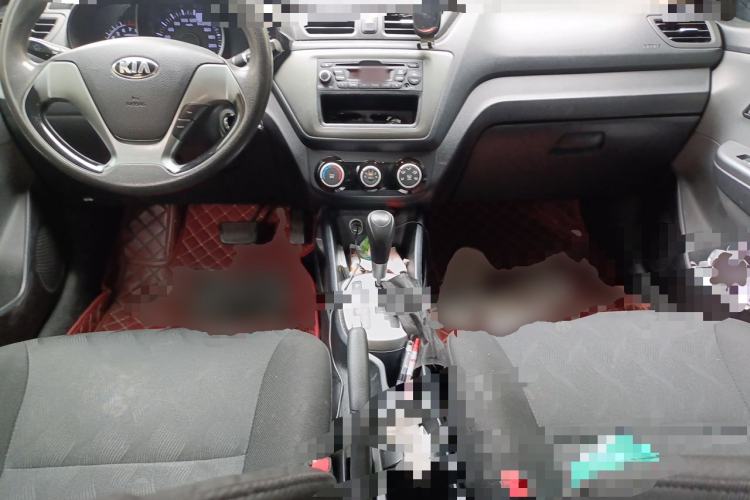 Used Kia K2 2015 Sedan 1.4L Automatic GLS Center Console