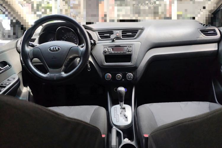 Used Kia K2 2015 Sedan 1.4L Automatic GLS Center Console