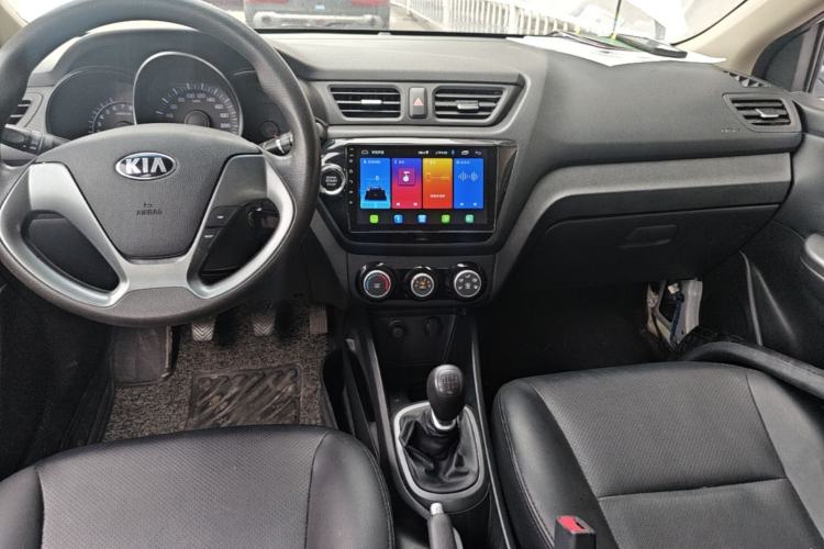 Used Kia K2 2015 Sedan 1.4L MT GLS Center Console