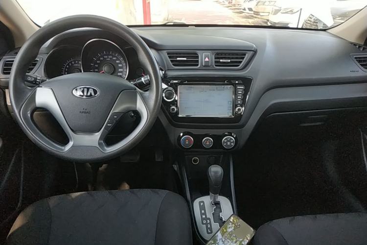 Used Kia K2 2015 Sedan 1.4L Automatic GLS Center Console