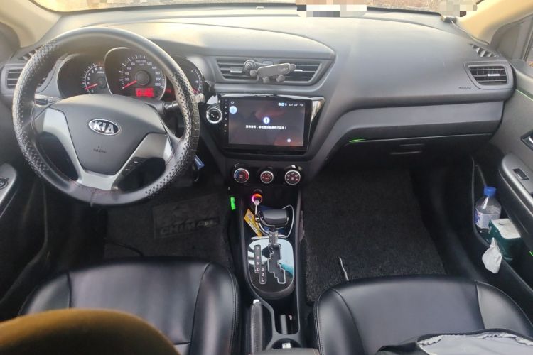 Used Kia K2 2015 Sedan 1.4L Automatic GLS Center Console