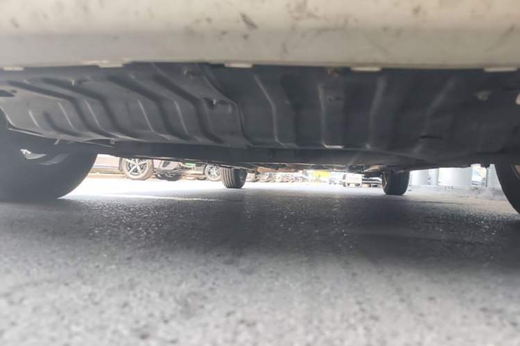 Used Kia K2 2015 Sedan 1.4L MT TOP Chassis Front
