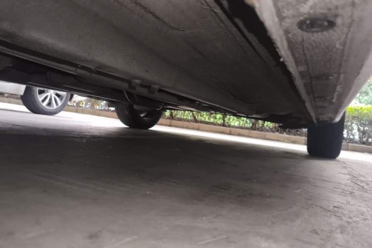 Used Kia K2 2015 Sedan 1.6L Automatic Transmission Premium Chassis Front Left