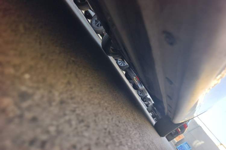 Used Kia K2 2015 Sedan 1.4L MT GLS Chassis Front Left