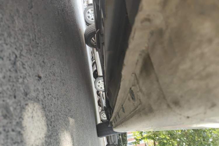 Used Kia K2 2015 Sedan 1.4L MT GLS Chassis Front Left