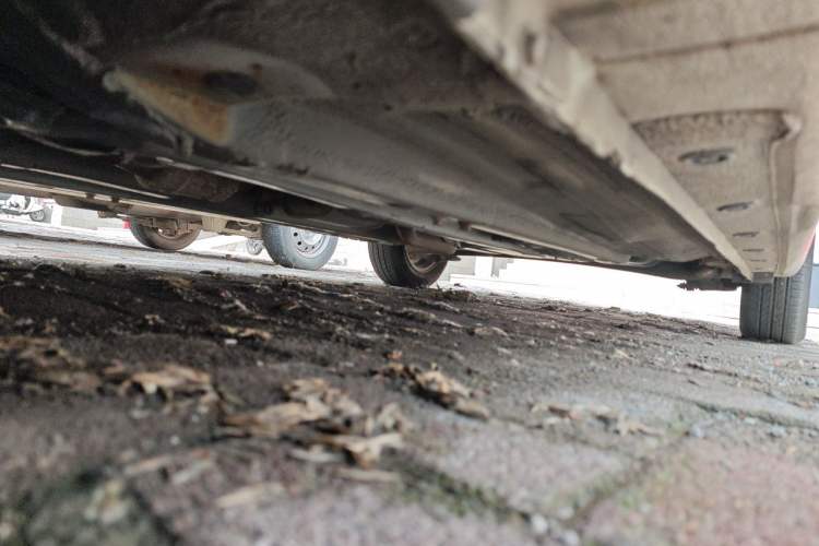 Used Kia K2 2015 Sedan 1.4L MT GLS Chassis Front Left