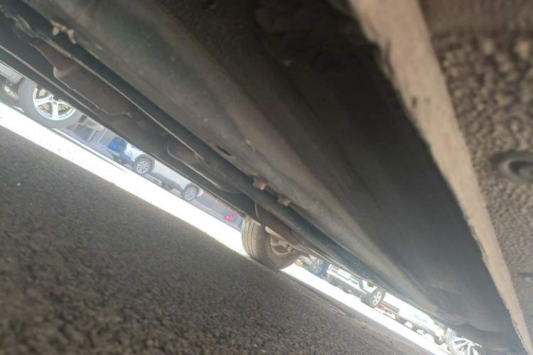 Used Kia K2 2015 Sedan 1.4L MT GLS Chassis Front Left