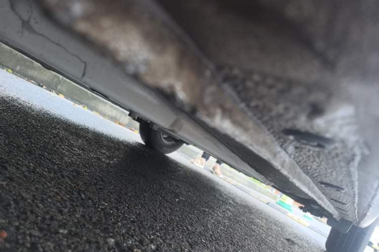 Used Kia K2 2015 Sedan 1.4L MT GLS Chassis Front Left