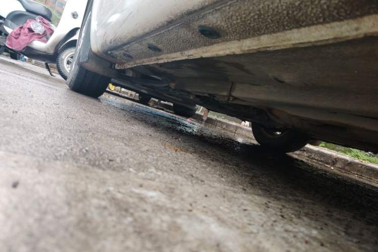 Used Kia K2 2015 Sedan 1.4L MT GLS Chassis Front Left