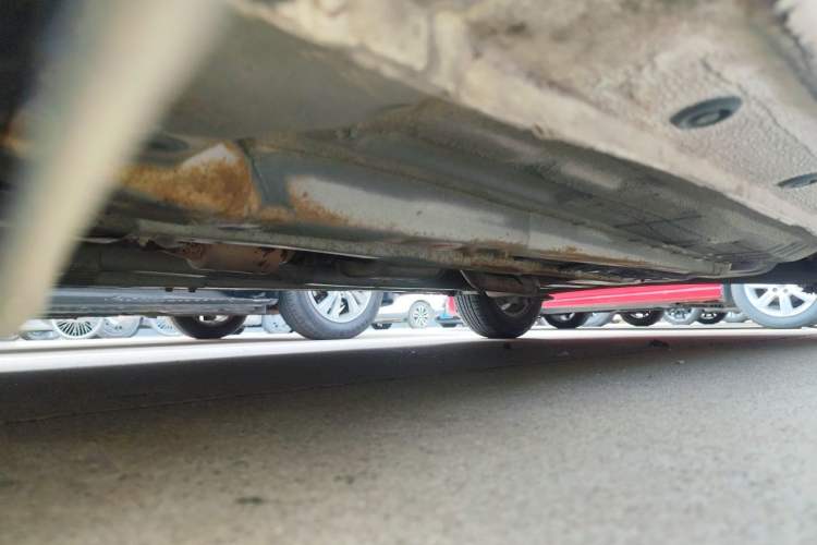 Used Kia K2 2015 Sedan 1.4L MT GLS Chassis Front Left