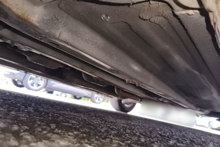 Used Kia K2 2015 Sedan 1.4L MT GLS Chassis Front Left