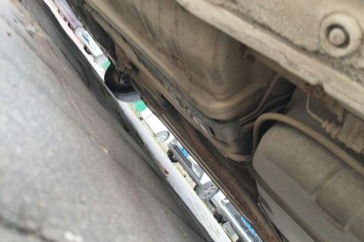 Used Kia K2 2015 Sedan 1.4L MT GLS Chassis Front Left
