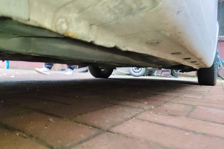 Used Kia K2 2015 Sedan 1.4L MT GLS Chassis Front Left