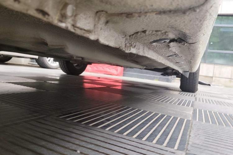Used Kia K2 2015 Sedan 1.4L MT GLS Chassis Front Left