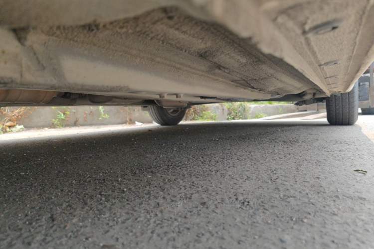Used Kia K2 2015 Sedan 1.4L MT GLS Chassis Front Left
