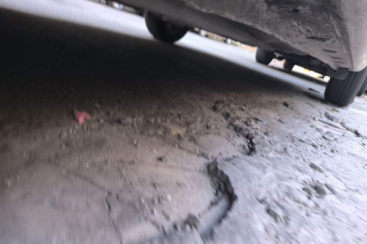 Used Kia K2 2015 Sedan 1.4L MT GLS Chassis Front Left