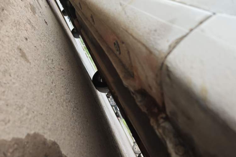 Used Kia K2 2015 Sedan 1.4L MT GLS Chassis Front Right