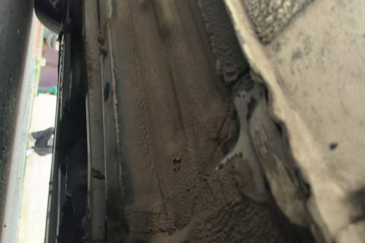 Used Kia K2 2015 Sedan 1.4L MT GLS Chassis Front Right