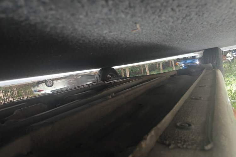 Used Kia K2 2015 Sedan 1.4L MT GLS Chassis Front Right