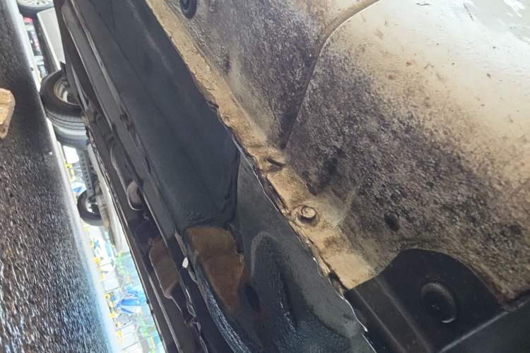 Used Kia K2 2015 Sedan 1.4L MT GLS Chassis Front Right