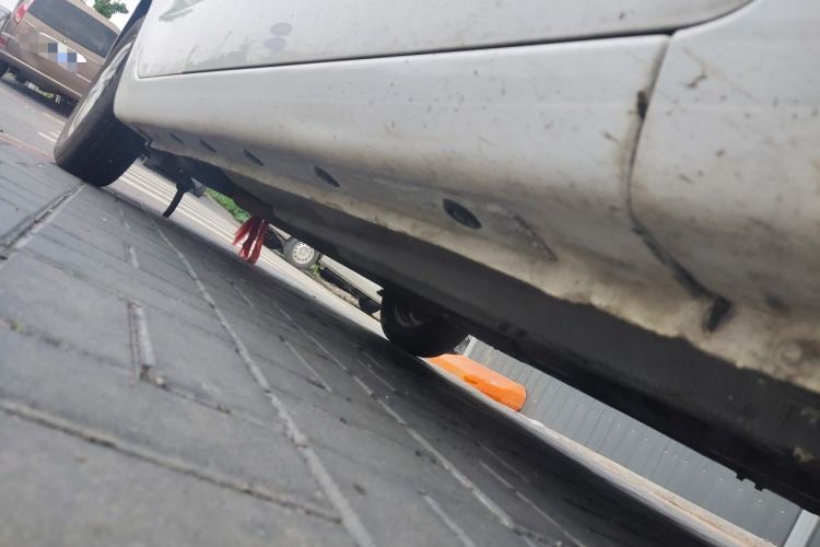 Used Kia K2 2015 Sedan 1.4L MT GLS Chassis Front Right
