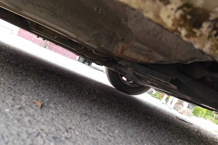 Used Kia K2 2015 Sedan 1.4L MT GLS Chassis Front Right